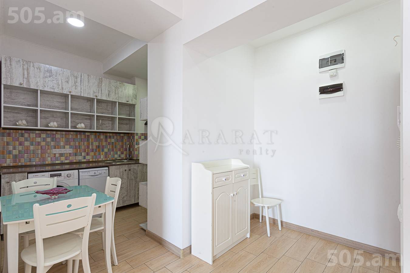 2 bedroom apartment for sale خیابان تِسی تِسِرناکابِرد, مرکز شهر ایروان, 152630