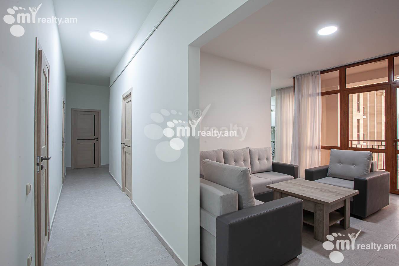 3 bedroom apartment for rent خیابان آرگیشتی, مرکز شهر ایروان, 154236