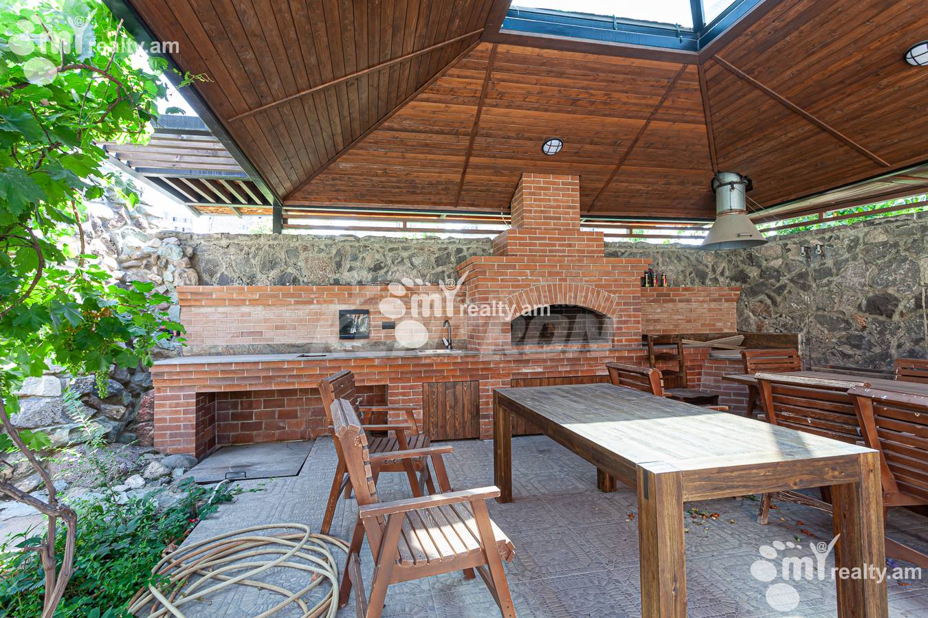 Купить дом Алма-ата ул, Аван Ереван, 156010