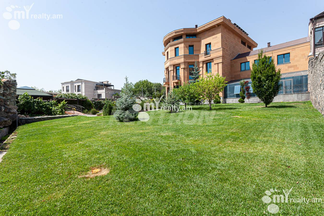 Купить дом Алма-ата ул, Аван Ереван, 156010