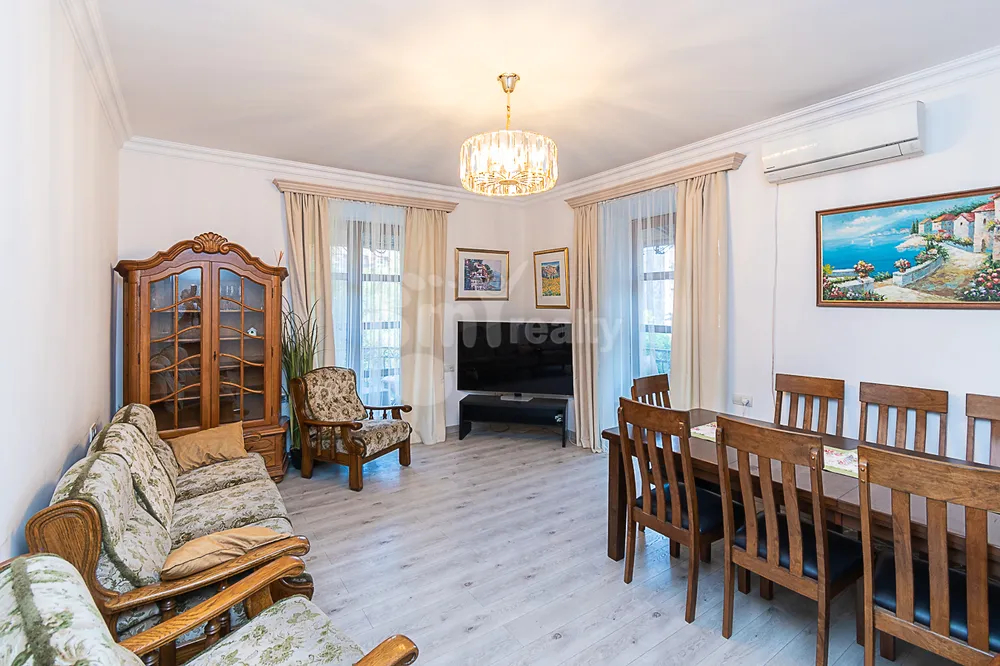 4-bedroom/apartment-for-sale/Hanrapetutyan+St/Center/Yerevan