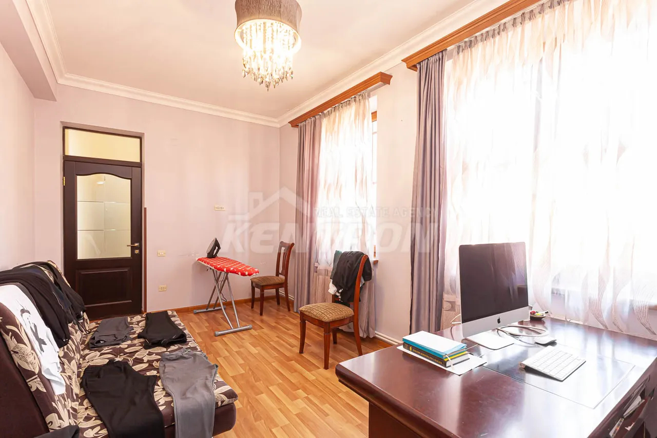 House for sale Teryan st, Avan Yerevan, 157307