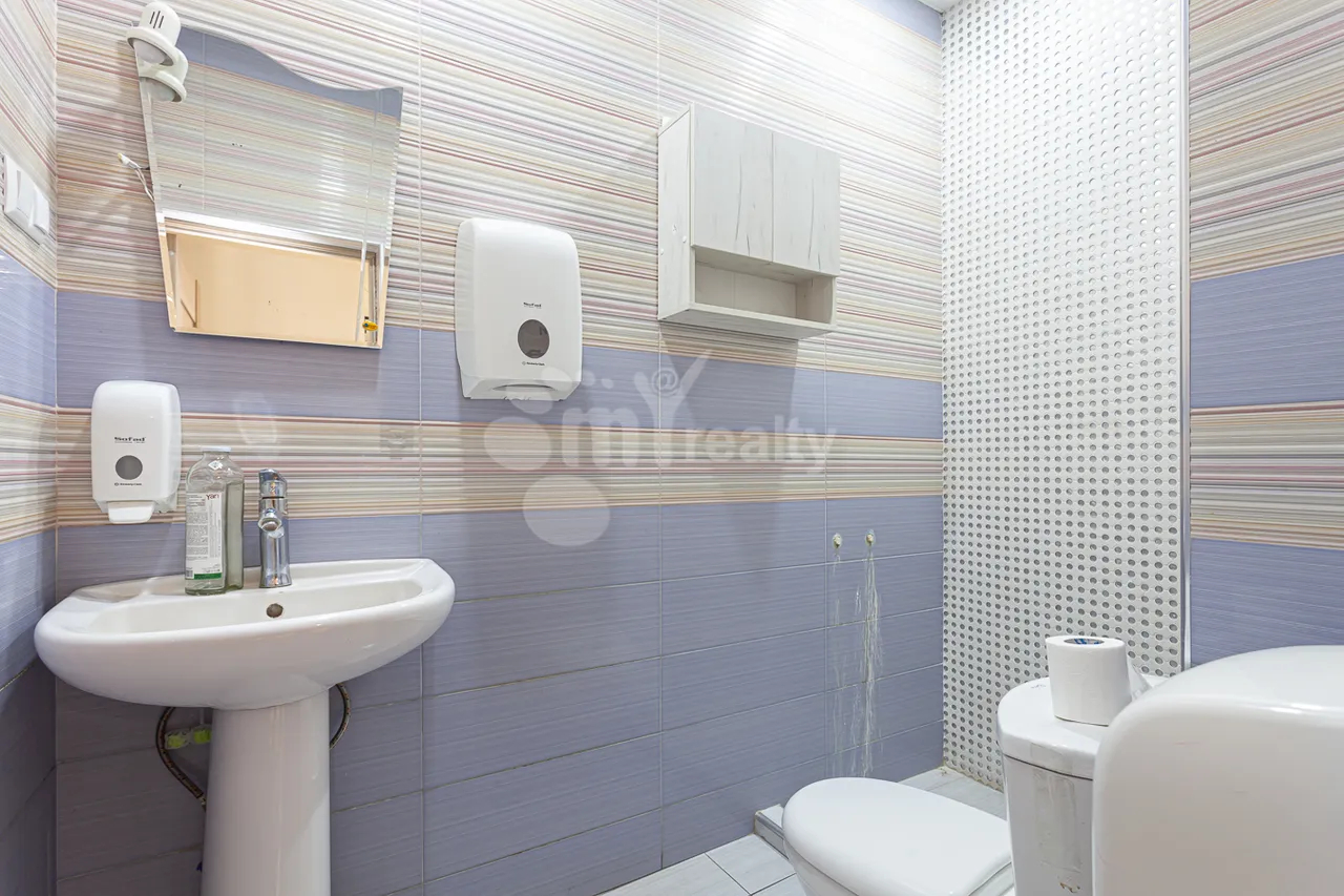 Commercial property for rent V.Papazyan St, Arabkir Yerevan, 160453