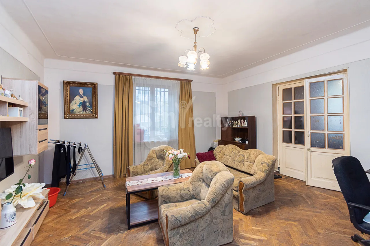2 bedroom apartment for sale خیابان موسکوویان, مرکز شهر ایروان, 160190