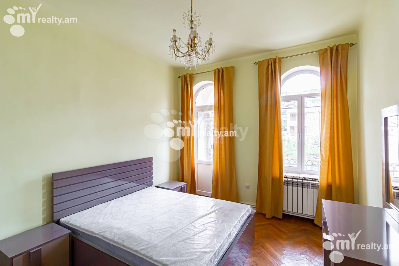 3 bedroom apartment for sale Charents St, Center Yerevan, 156877