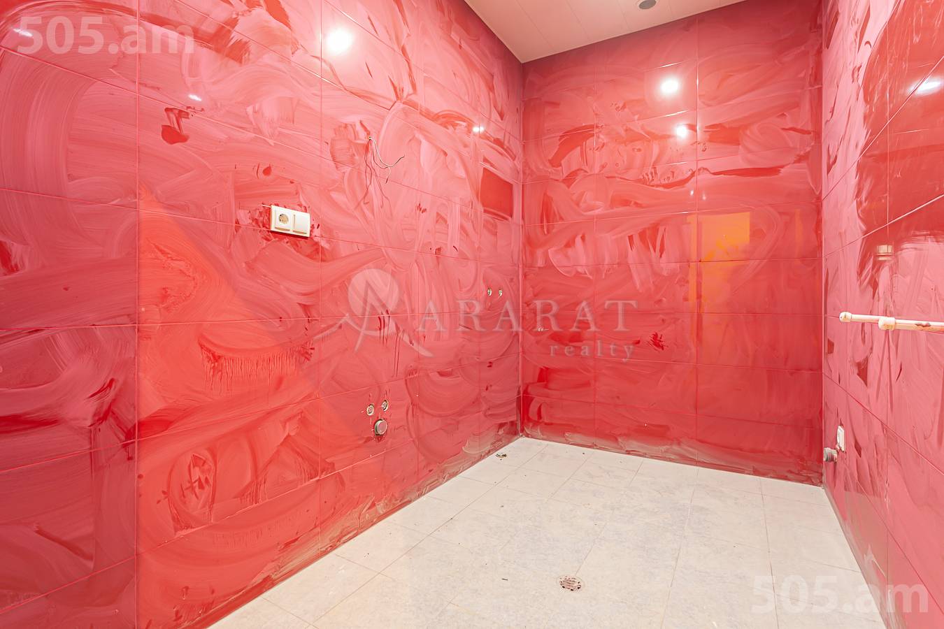 Купить 3 комнатную квартиру М․ Мелконян ул, Центр Ереван, 153100