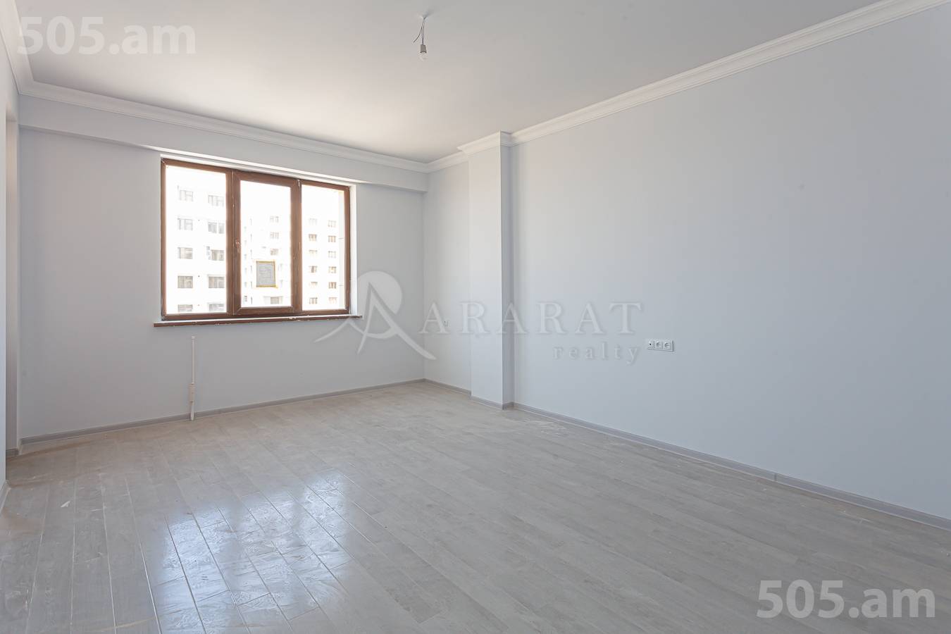 Купить 3 комнатную квартиру М․ Мелконян ул, Центр Ереван, 153100