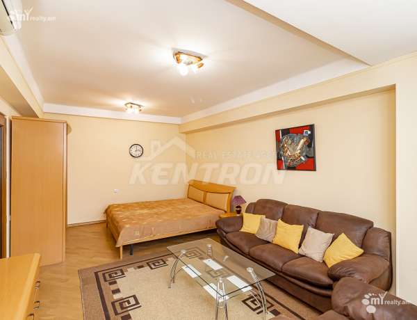 1-senyakanoc-bnakaran-vacharq-Yerevan-Center