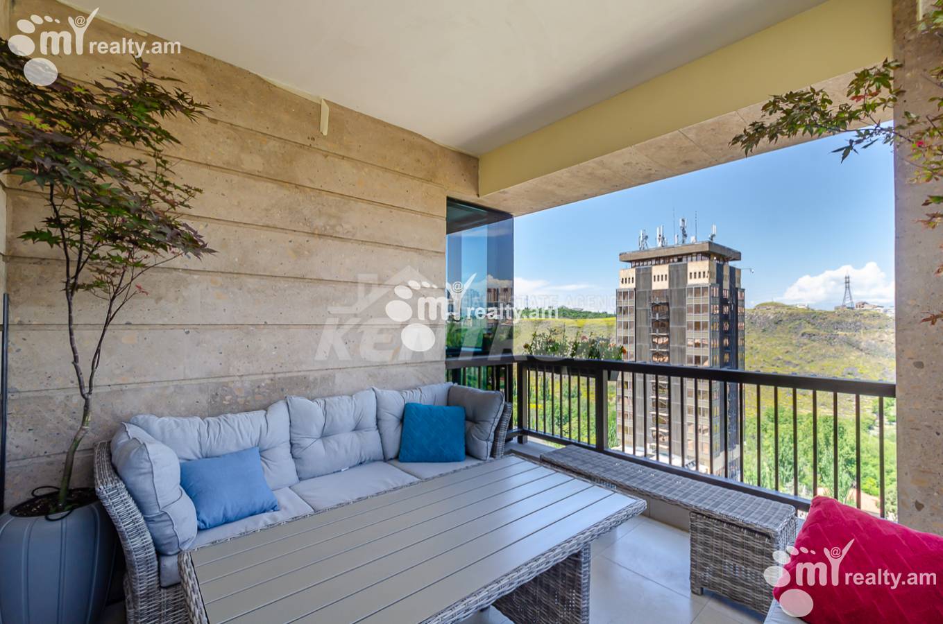 3 bedroom apartment for sale Paronyan St, Center Yerevan, 155557