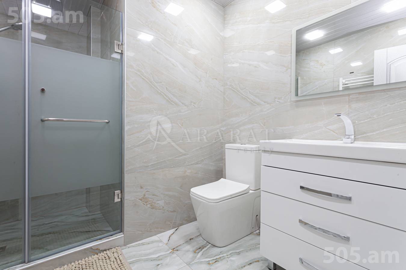 3 սենյականոց բնակարան  , Կենտրոն Երևան, 152087