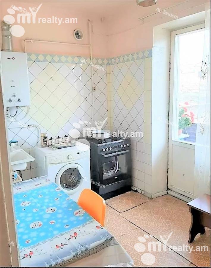 4 bedroom apartment for sale Kievyan St, Arabkir Yerevan, 122998