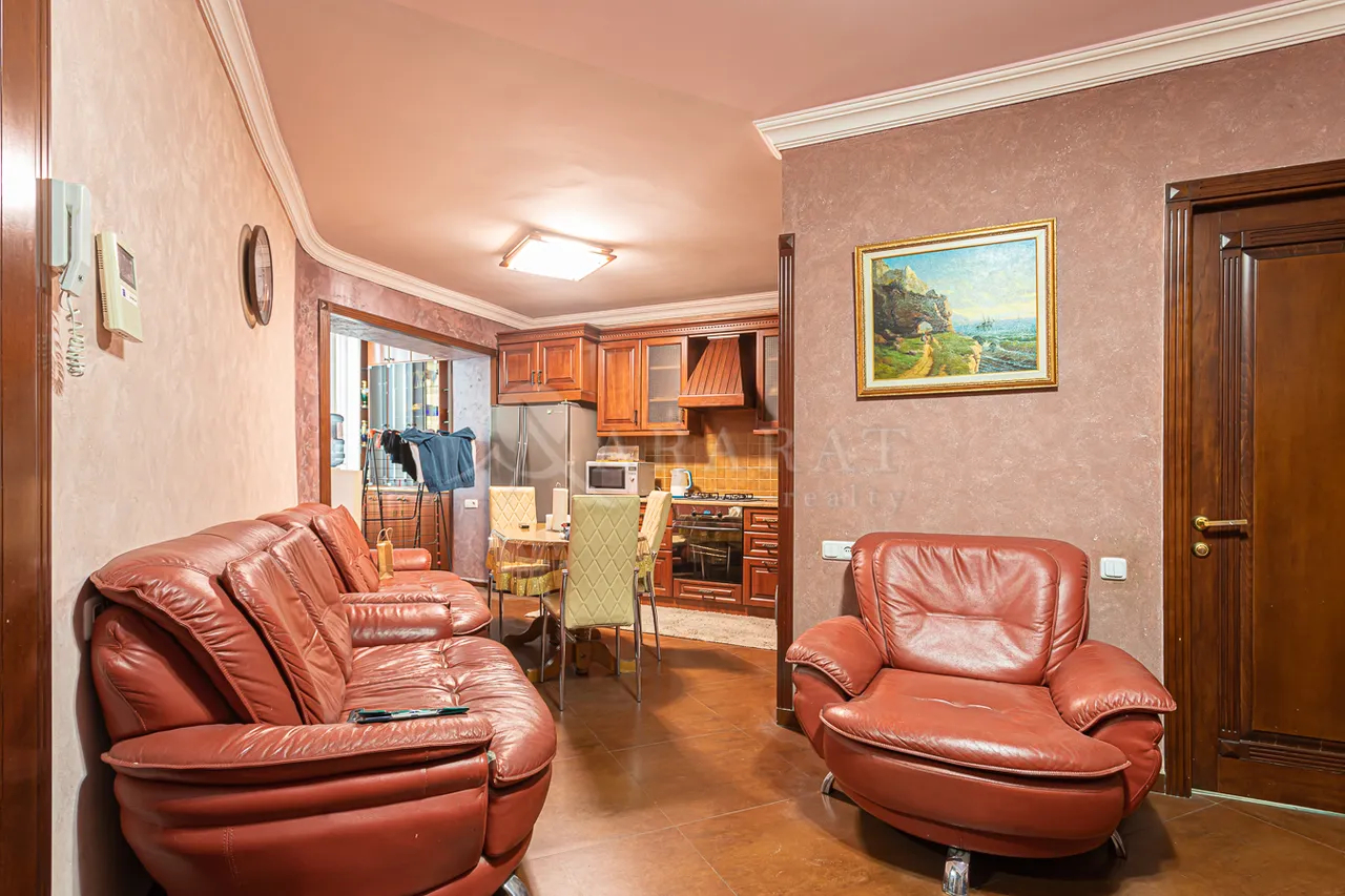 2 bedroom apartment for sale Tigran Mets Ave, Center Yerevan, 157566