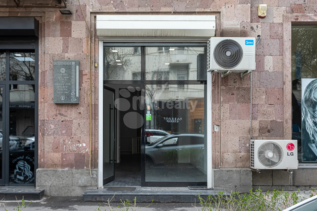Commercial property for rent Vardanants St, Center Yerevan, 159999