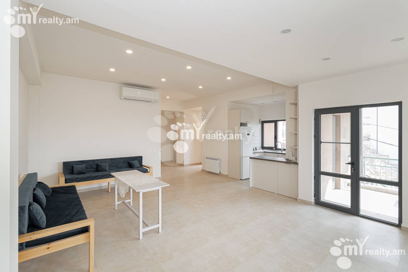 3 bedroom apartment for sale Antarayin St, Center Yerevan, 148643