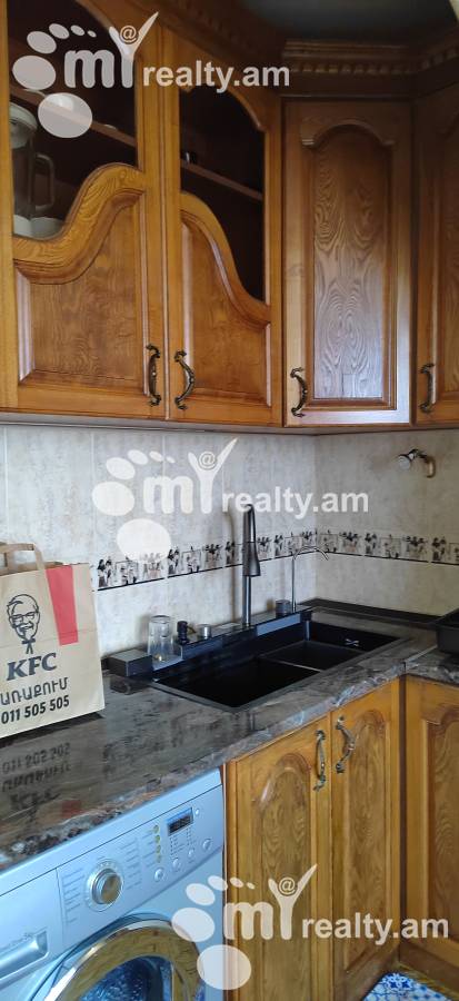 2 սենյականոց բնակարան  Մաշտոցի պող, Կենտրոն Երևան, 155513