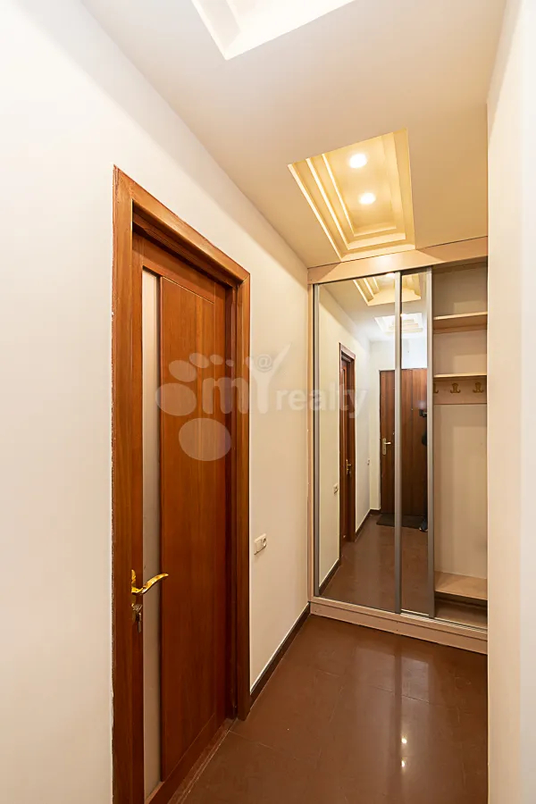 3 bedroom apartment for rent Sarmen St, Center Yerevan, 159736