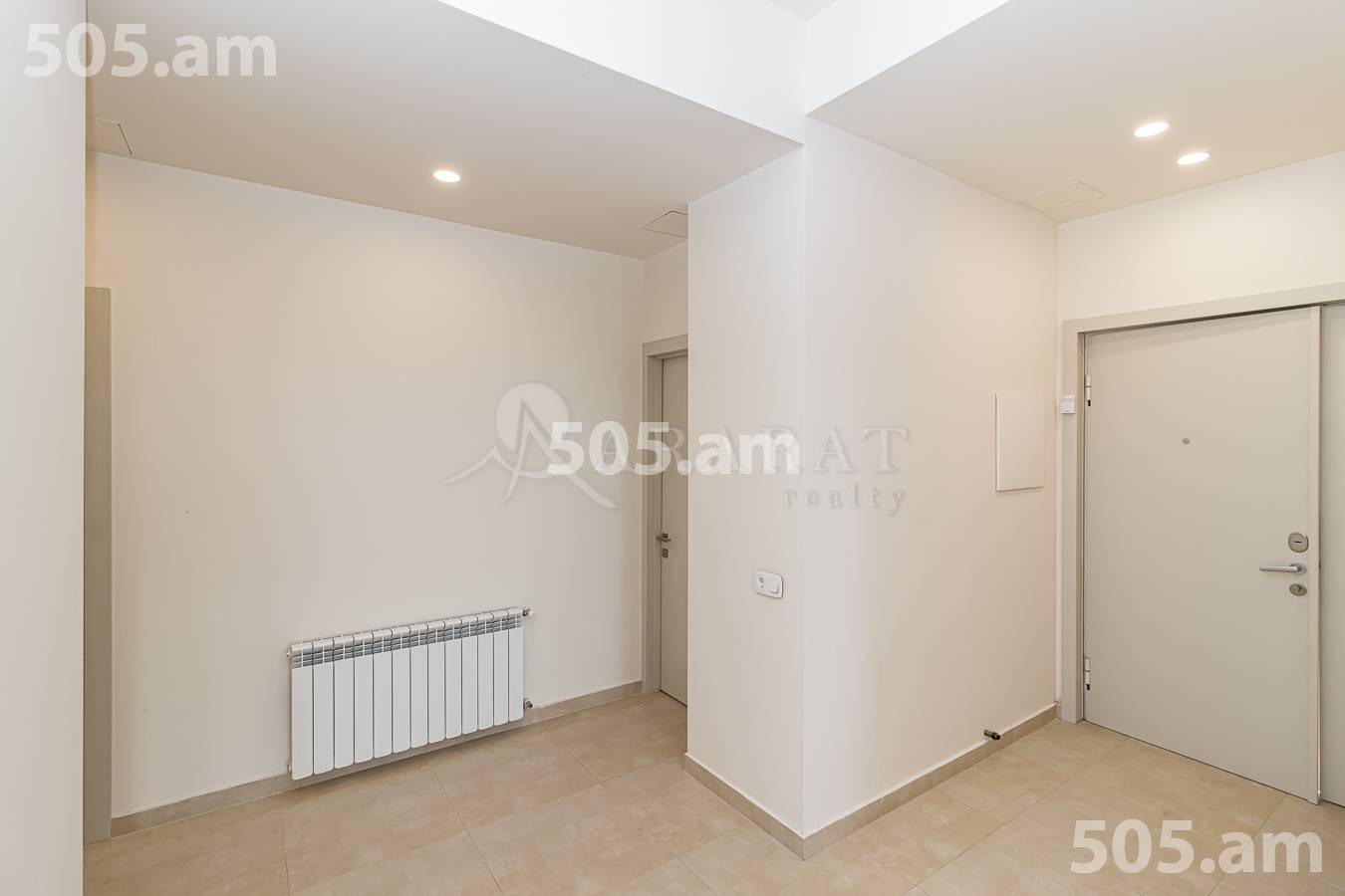 3 bedroom apartment for sale خیابان آنتارایین, مرکز شهر ایروان, 151226