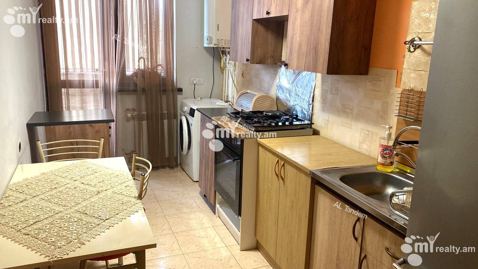 2 սենյականոց բնակարան  Ադոնց փող, Արաբկիր Երևան, 154018