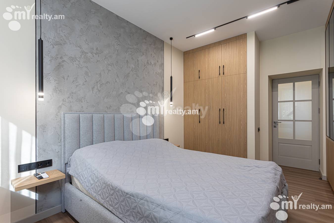 3 bedroom apartment for rent Tamanyan St, Center Yerevan, 156988