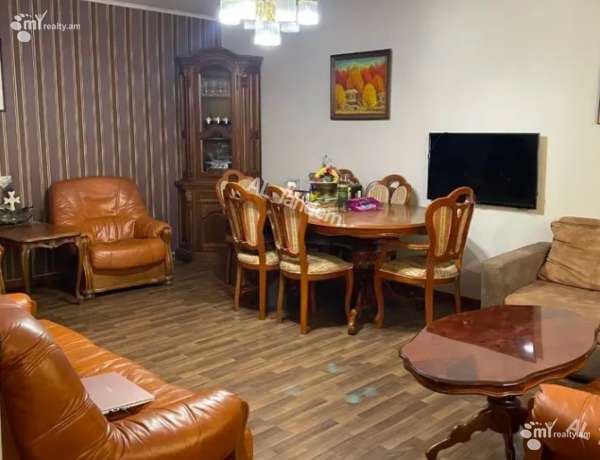 2-senyakanoc-bnakaran-vacharq-Yerevan-Center