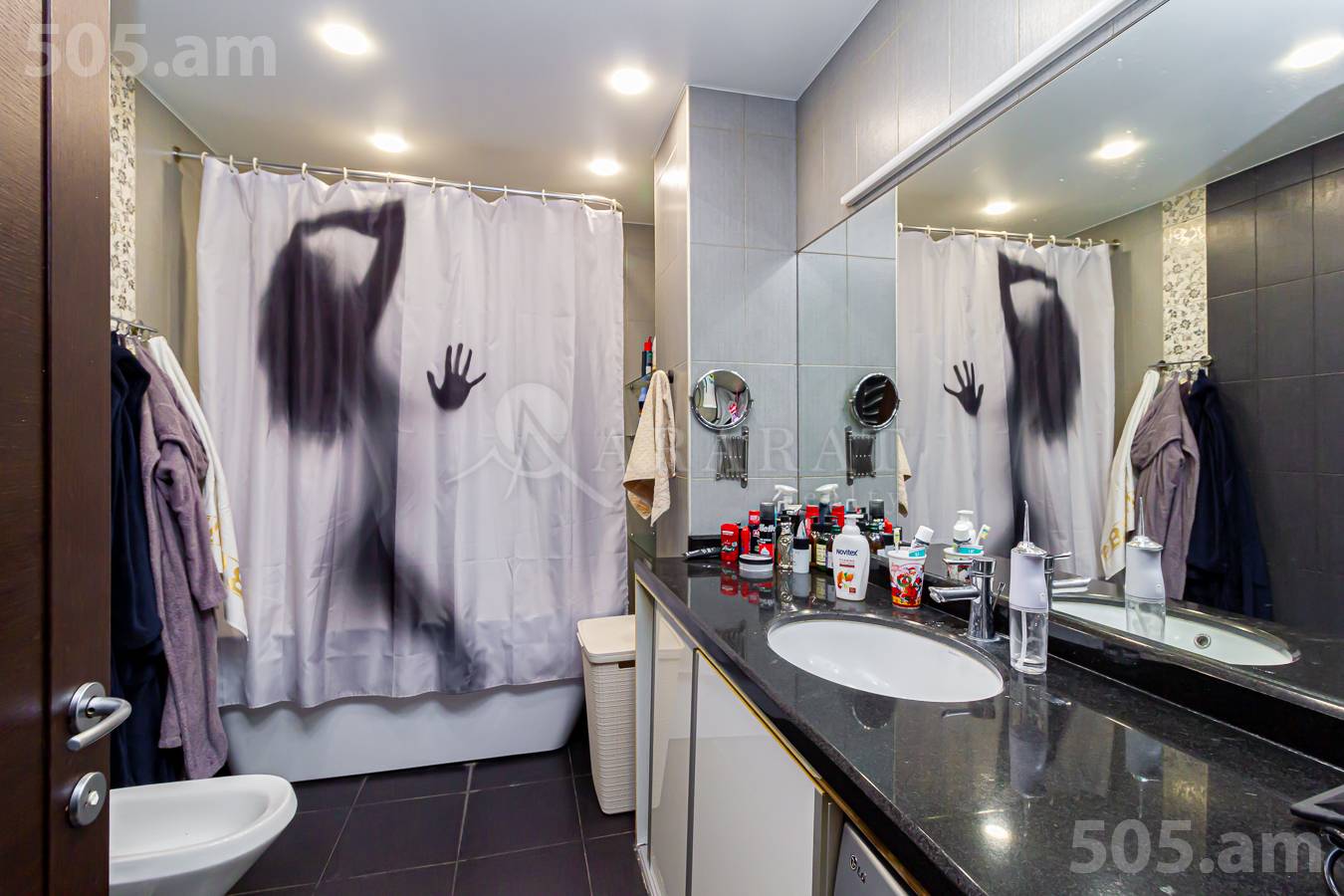 4 bedroom apartment for rent Antarayin St, Center Yerevan, 153233