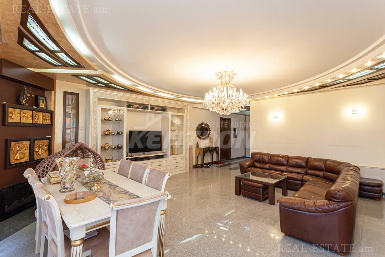 4 bedroom apartment for sale خیابان هامباردزومیان, عربگیر ایروان, 139649