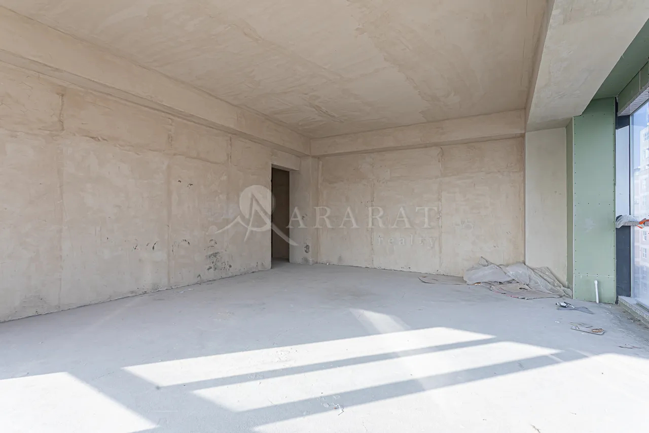 4 bedroom apartment for sale Rostom St, Center Yerevan, 158137