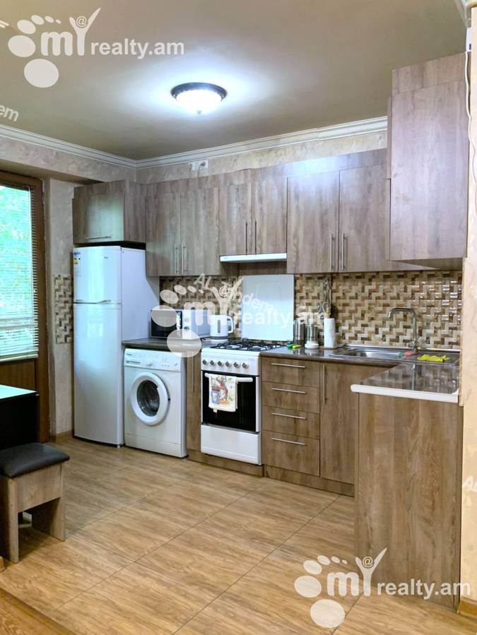 Снять 2 комнатную квартиру Бузанд ул, Центр Ереван, 136252
