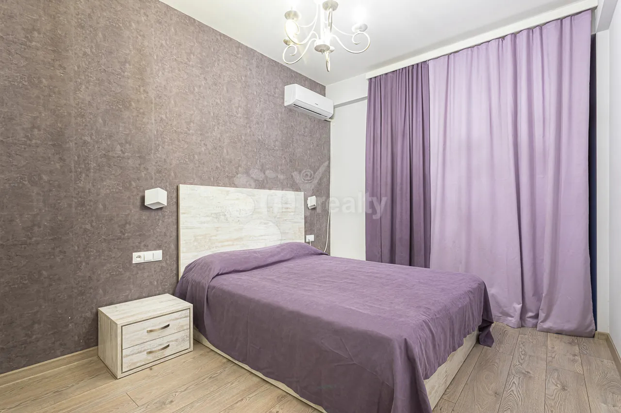 2 bedroom apartment for sale خیابان ماشتوتس, مرکز شهر ایروان, 158157