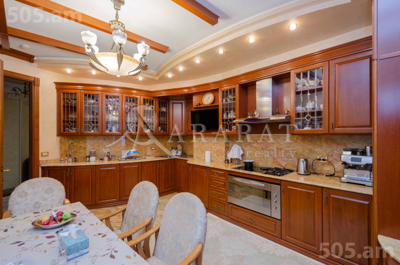 Купить 3 комнатную квартиру Северный пр, Центр Ереван, 149307