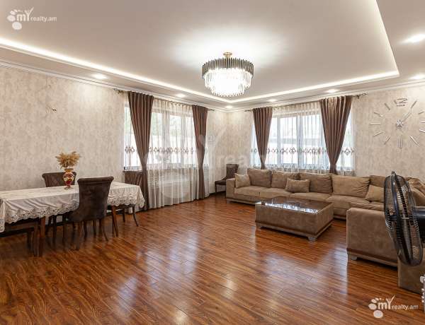 tun/Kharberd/Xarberd/Ararat