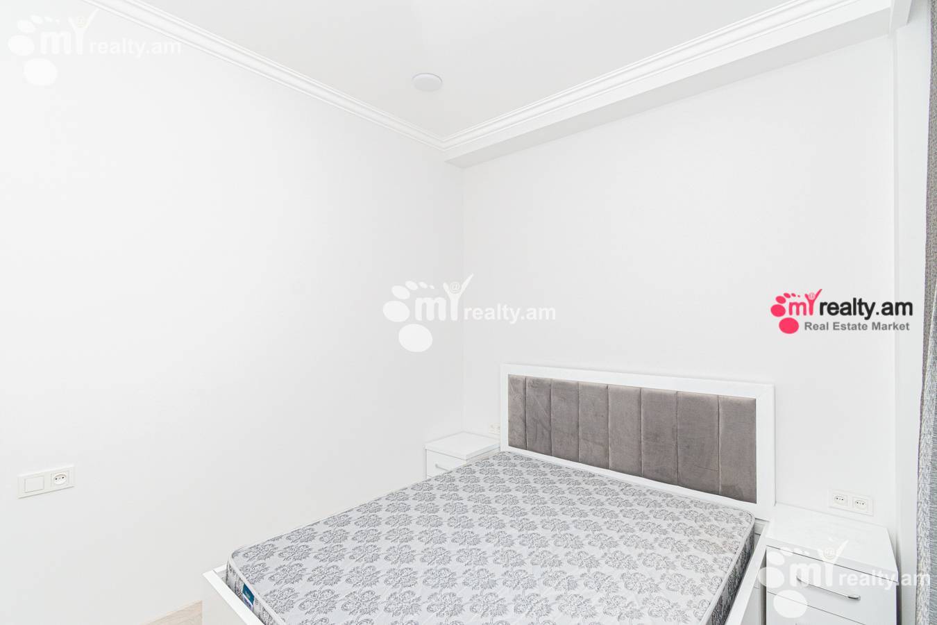3 bedroom apartment for sale خیابان هانراپتوتیان, مرکز شهر ایروان, 134332