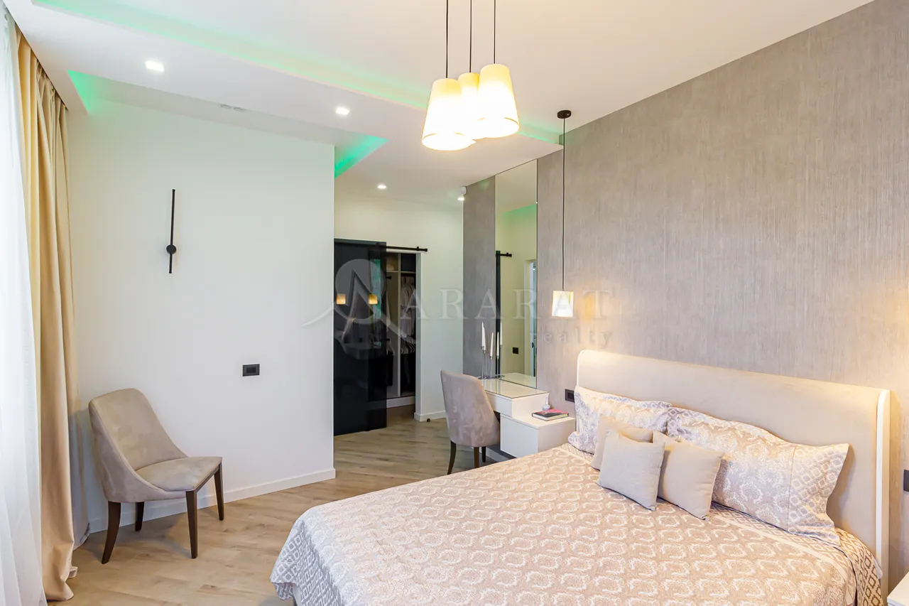 5 bedroom apartment for sale V.Papazyan St, Arabkir Yerevan, 158510