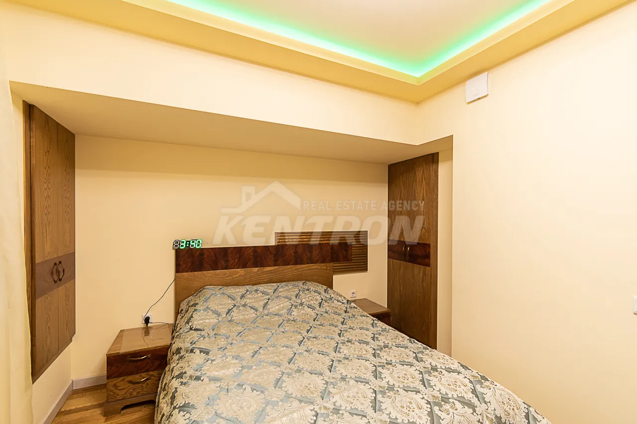 3 bedroom apartment for rent خیابان موسکوویان, مرکز شهر ایروان, 159373