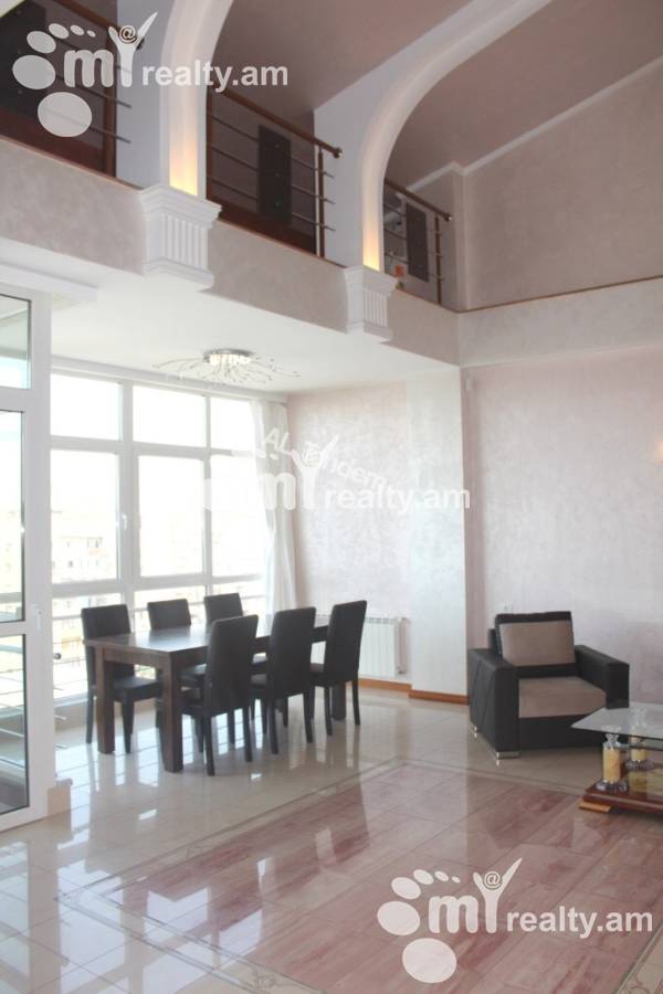 4 bedroom apartment for sale Rostom St, Center Yerevan, 148275