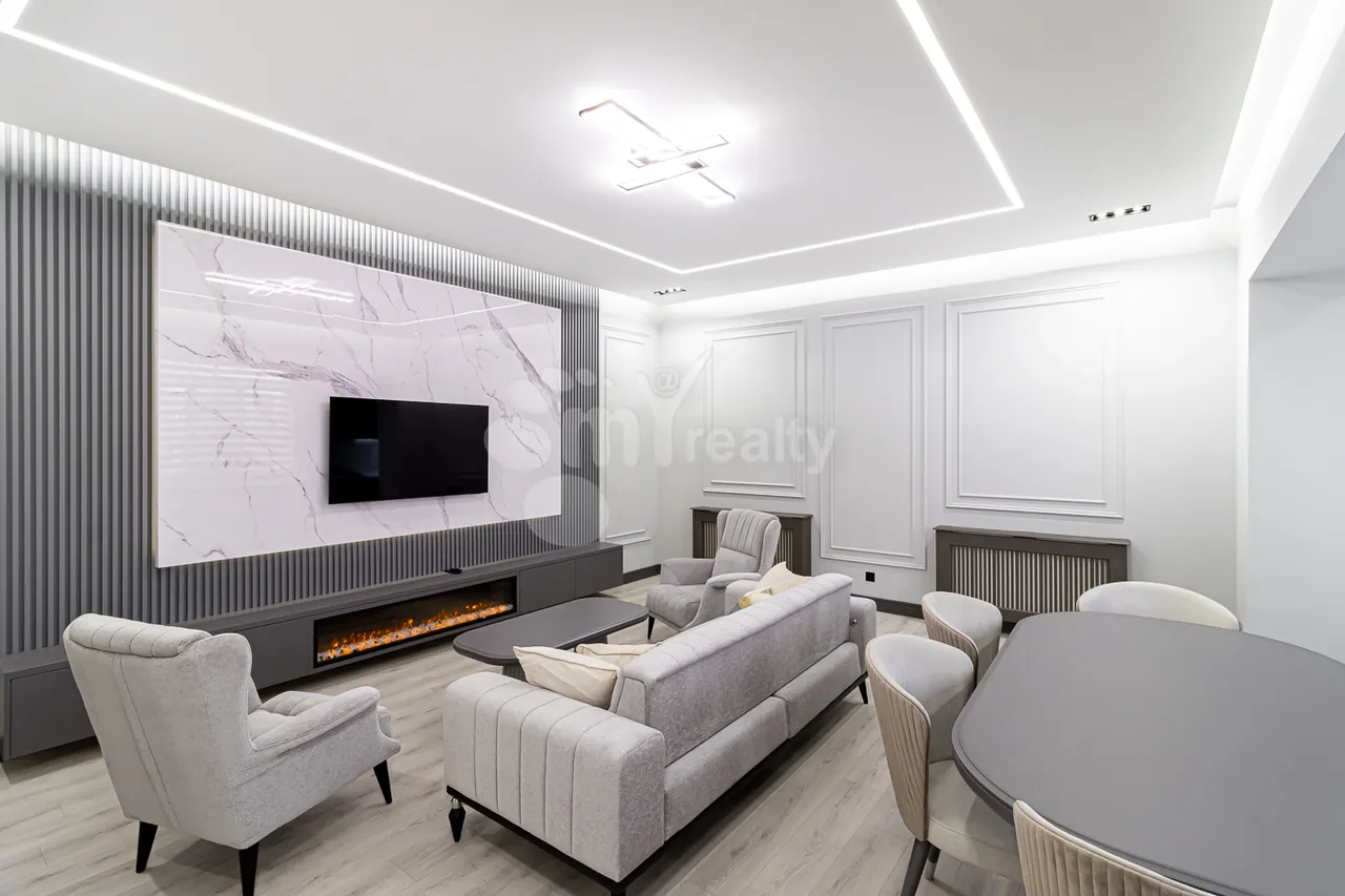 2 bedroom apartment for sale Hanrapetutyan St, Center Yerevan, 159834