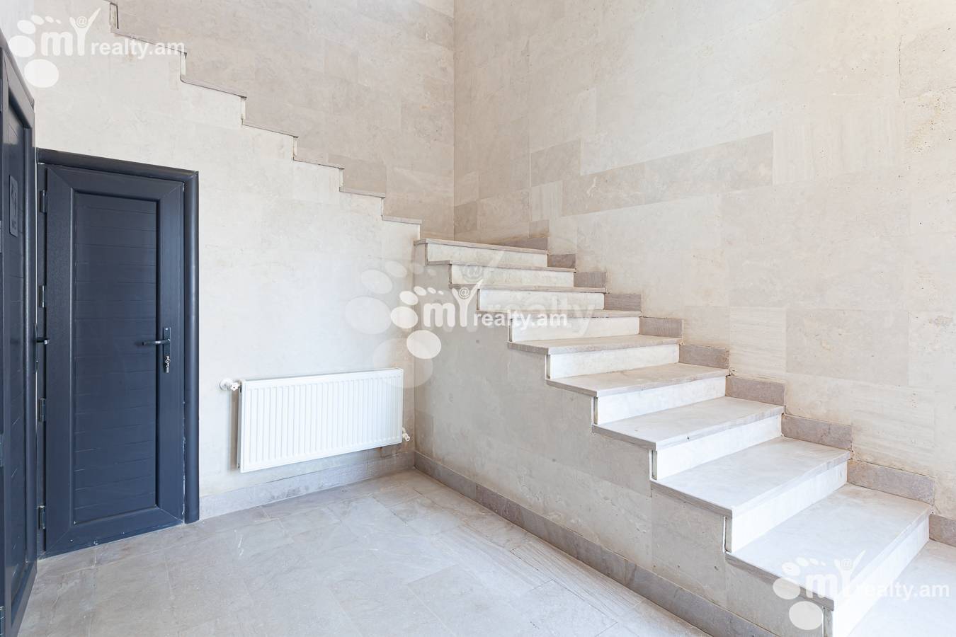 Снять коммерческoе помещение Исаков пр, Центр Ереван, 154555