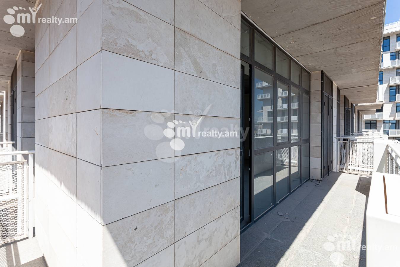 Купить 3 комнатную квартиру Ленинградян, Квартал Ваагни Ереван, 155479