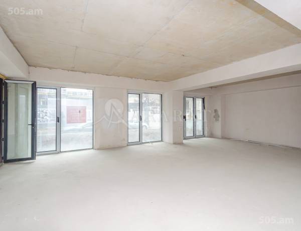 komercion-vacharq-Yerevan-Center