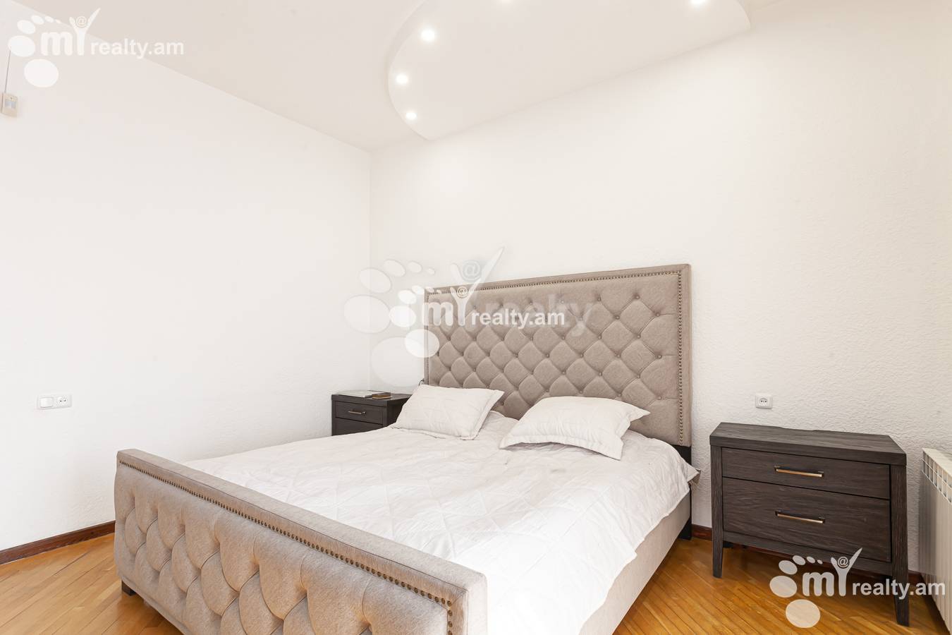 4 bedroom apartment for sale Tigran Mets Ave, Center Yerevan, 156079