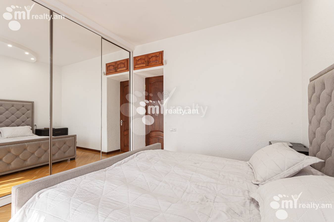 4 bedroom apartment for sale Tigran Mets Ave, Center Yerevan, 156079