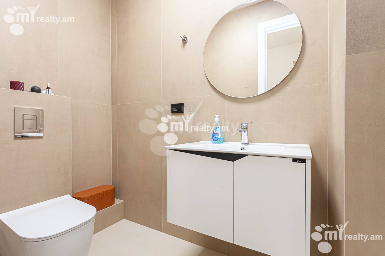 4 bedroom apartment for sale Rostom St, Center Yerevan, 153660