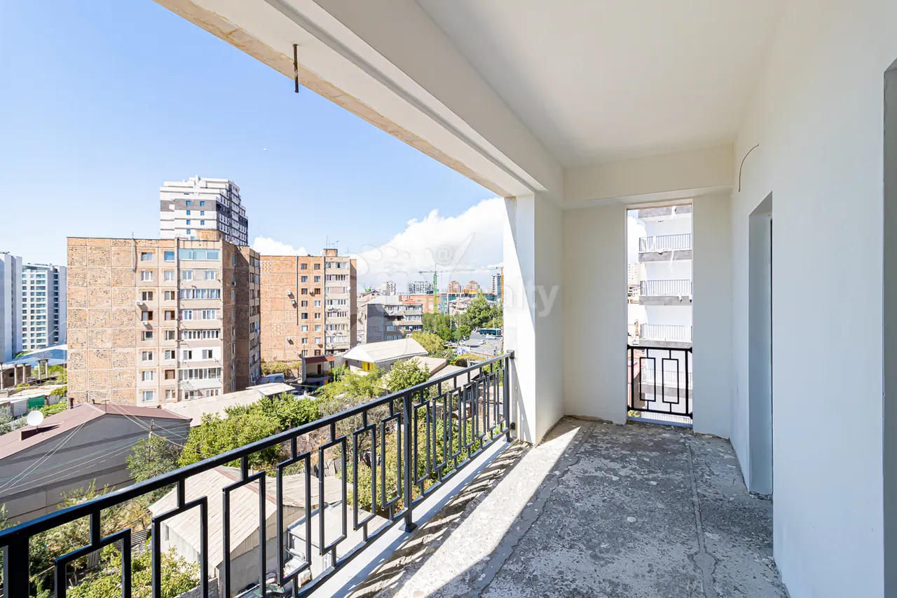 3 bedroom apartment for sale Gogol St, Qanaqer- Sejtun Yerevan, 157940