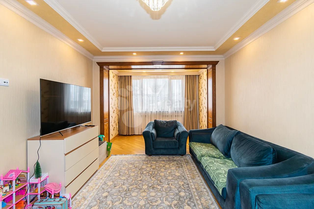 4 bedroom apartment for sale Ghapantsian St, Arabkir Yerevan, 160065
