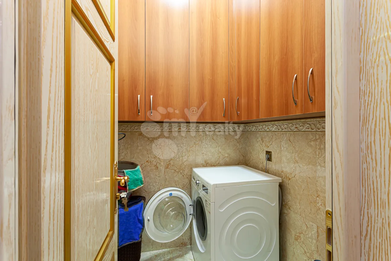 3 bedroom apartment for rent خیابان تِریان, مرکز شهر ایروان, 161460