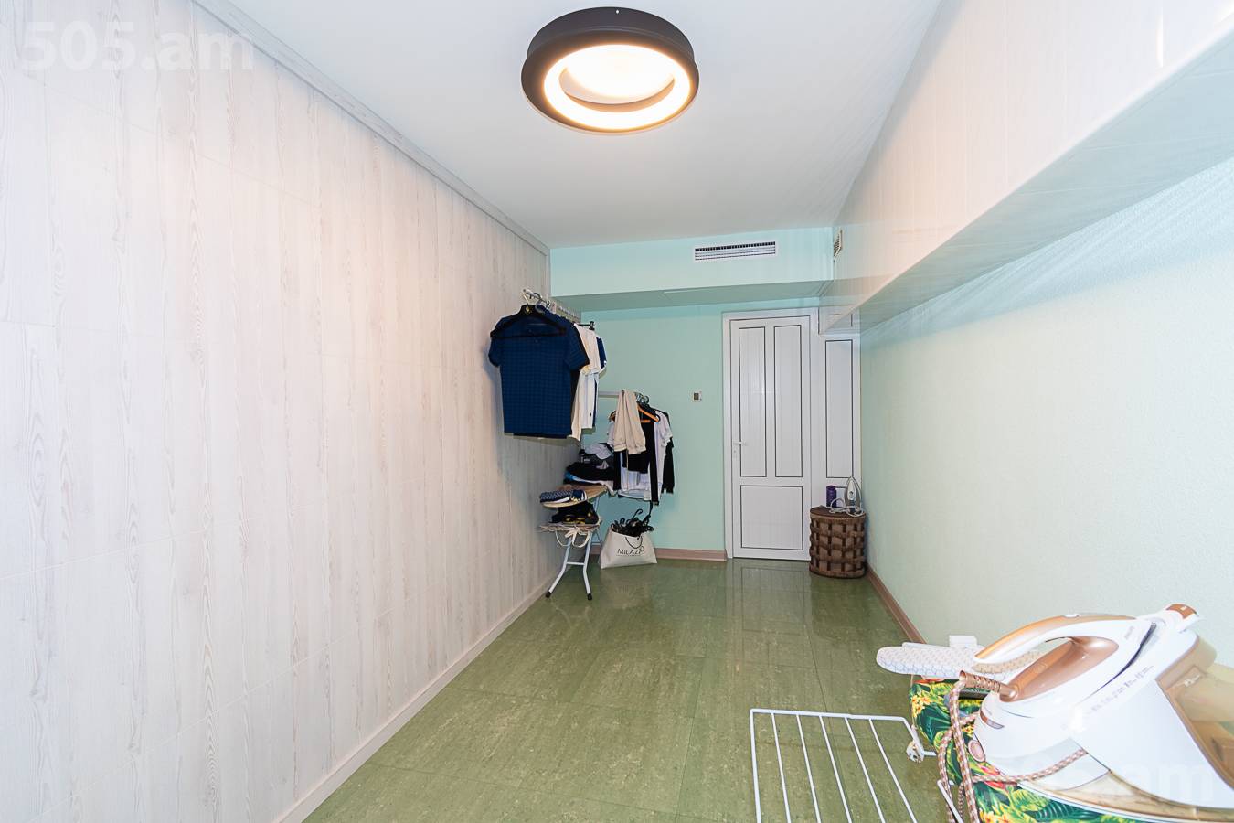 6 սենյականոց բնակարան  Ա.Մանուկյան փող, Կենտրոն Երևան, 153026