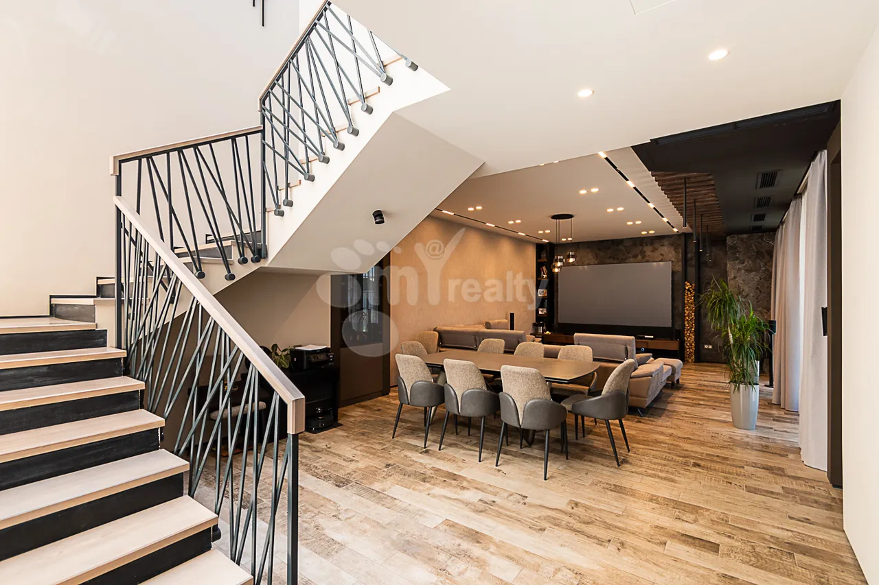House for sale Noragyugh, Center Yerevan, 161037
