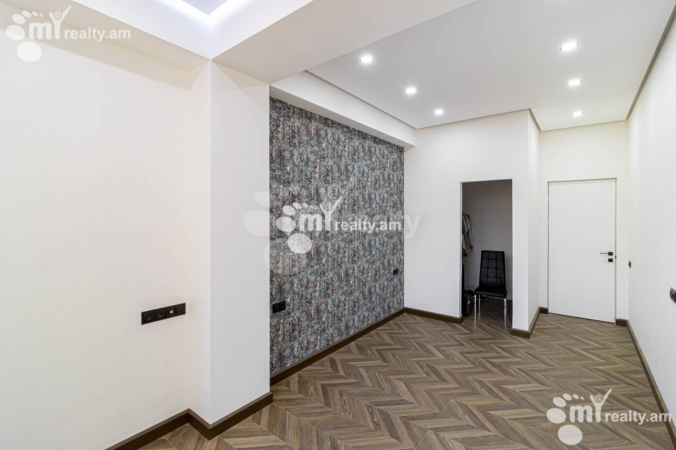 3 սենյականոց բնակարան  Միկոյան փող, Դավթաշեն Երևան, 153767