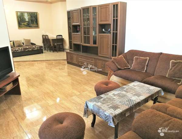 3-bedroom/apartment-for-rent/Hanrapetutyan+St/Center/Yerevan