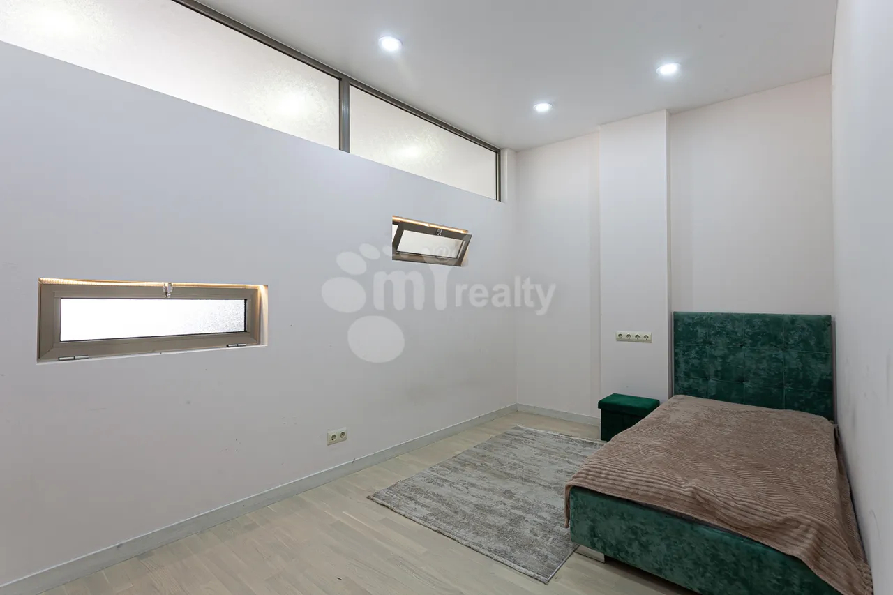 3 bedroom apartment for rent خیابان آرام, مرکز شهر ایروان, 161481